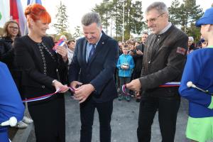 OTVORITEV ŠPORTNE DVORANE RAKEK 036 FOTO LJUBO VUKELIČ